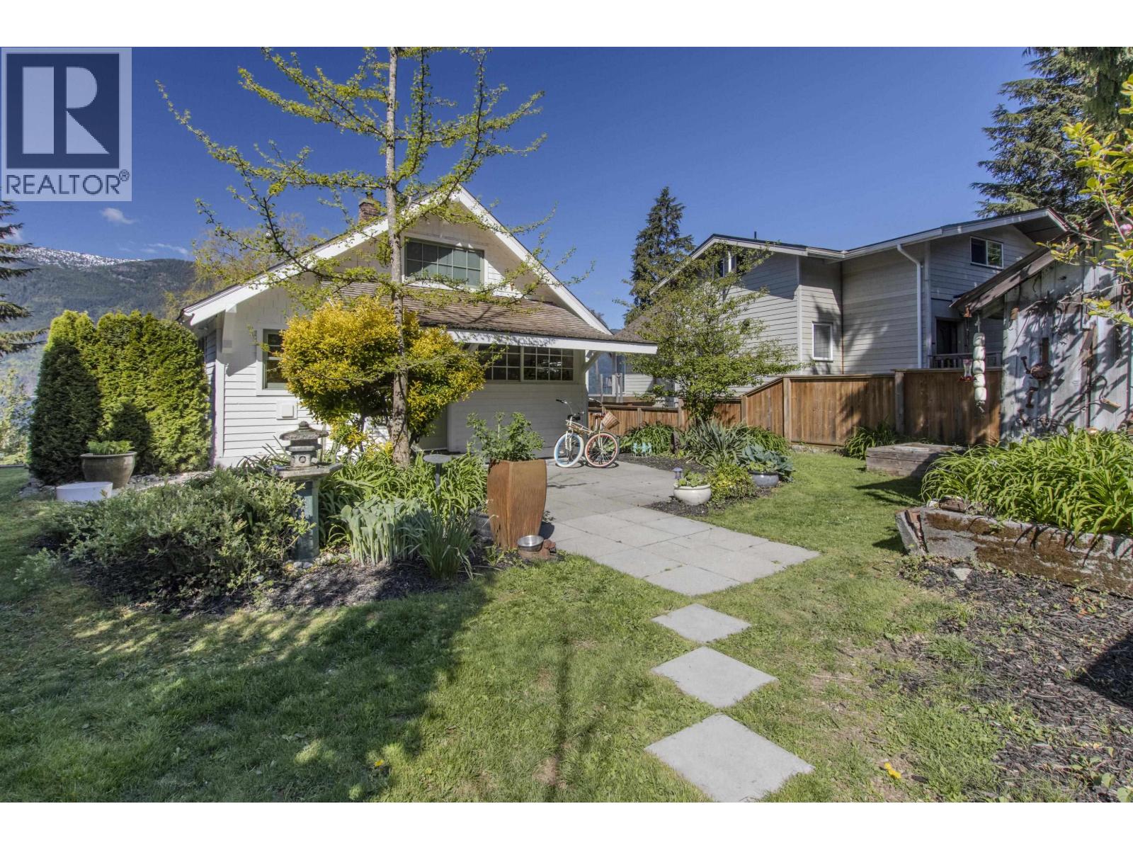 615 Shaughnessy Place, Britannia Beach, British Columbia  V8B 1J1 - Photo 34 - R3143053
