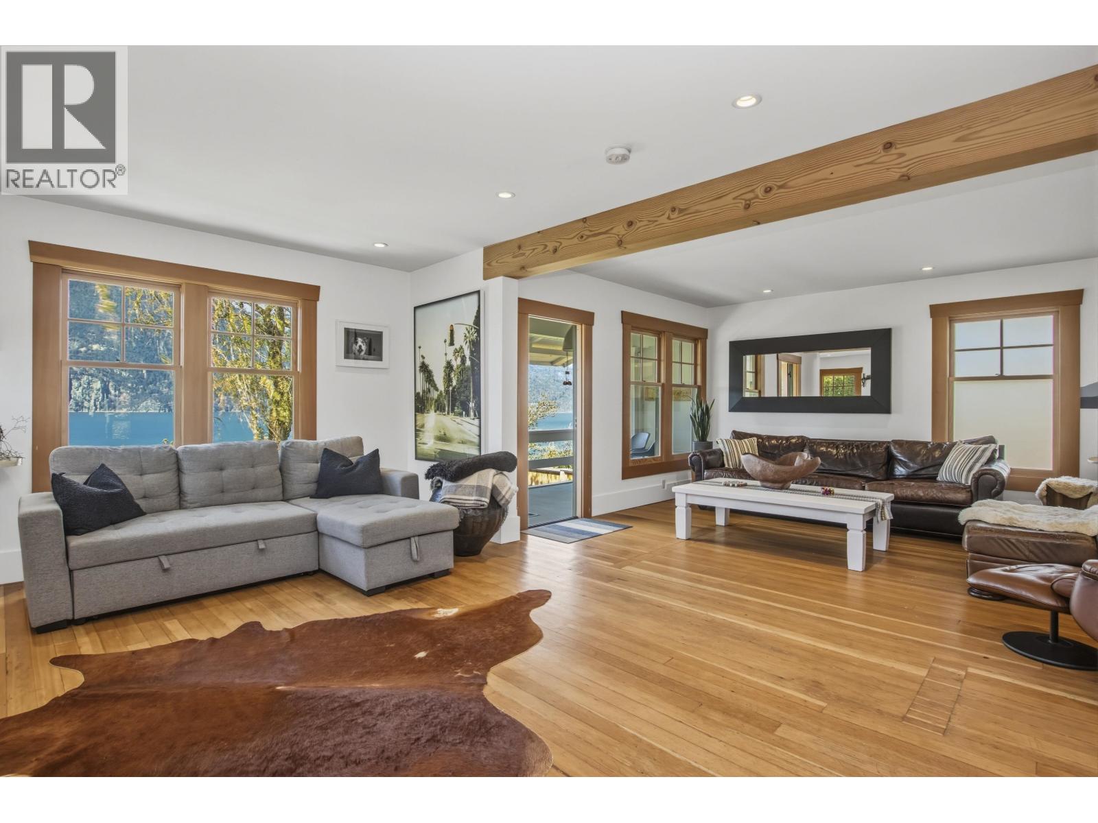 615 Shaughnessy Place, Britannia Beach, British Columbia  V8B 1J1 - Photo 4 - R3143053
