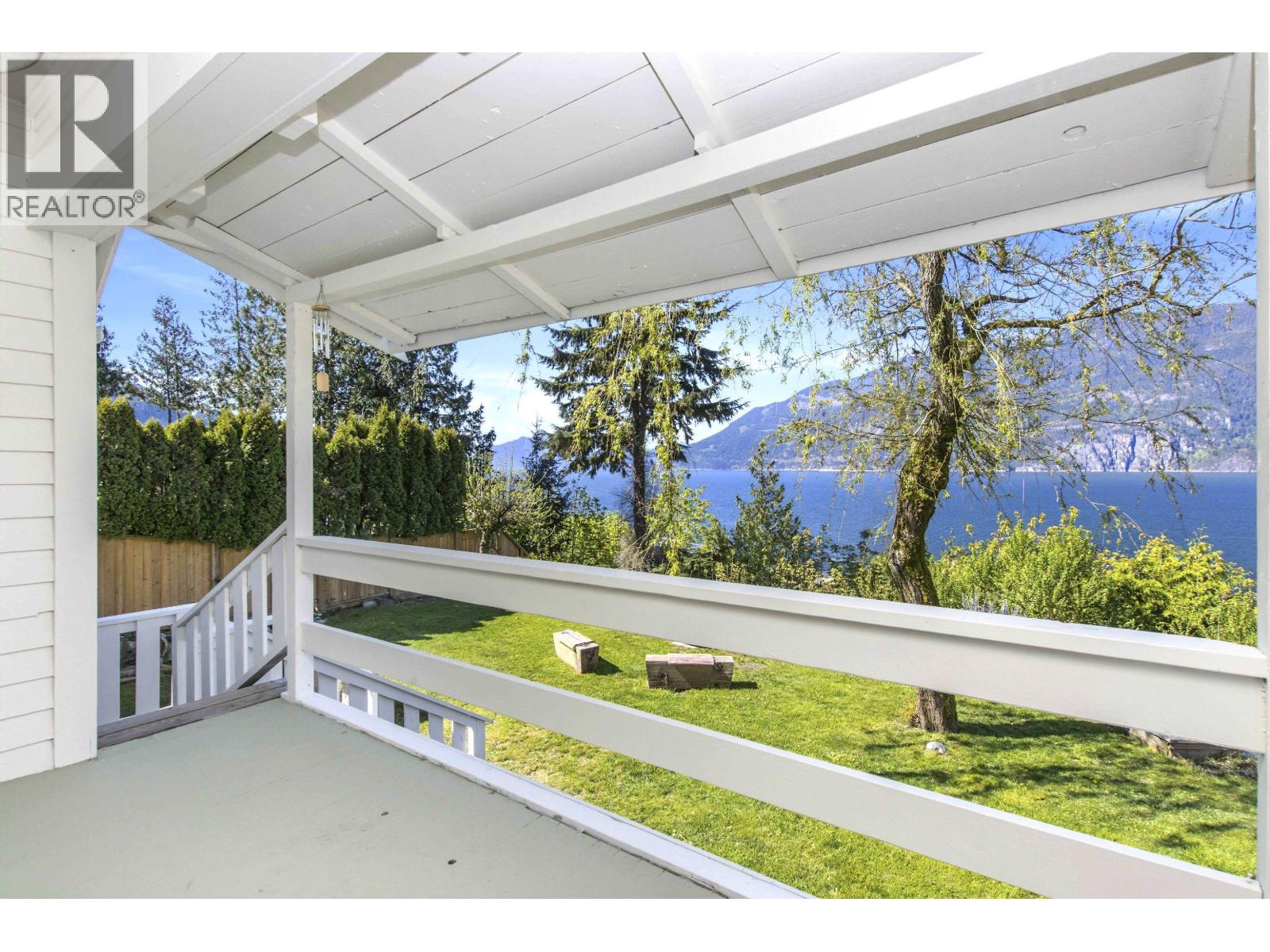 615 Shaughnessy Place, Britannia Beach, British Columbia  V8B 1J1 - Photo 7 - R3143053