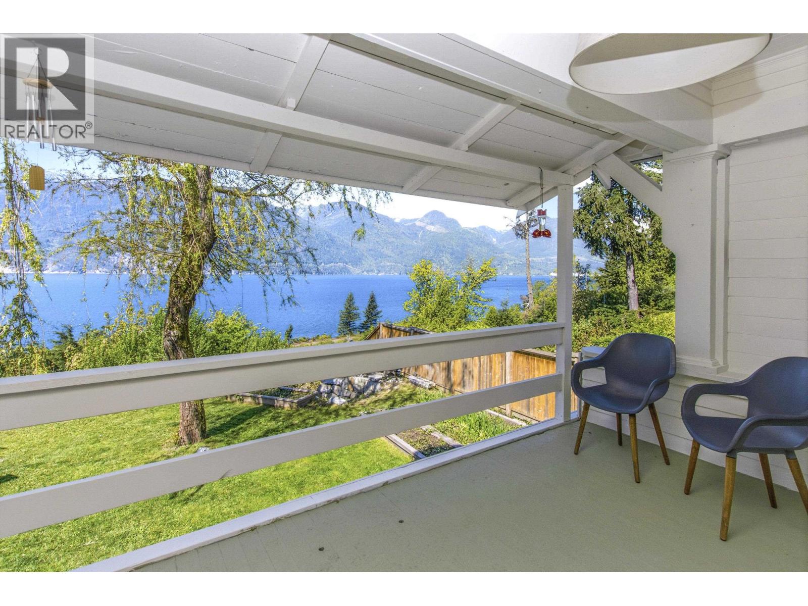 615 Shaughnessy Place, Britannia Beach, British Columbia  V8B 1J1 - Photo 8 - R3143053