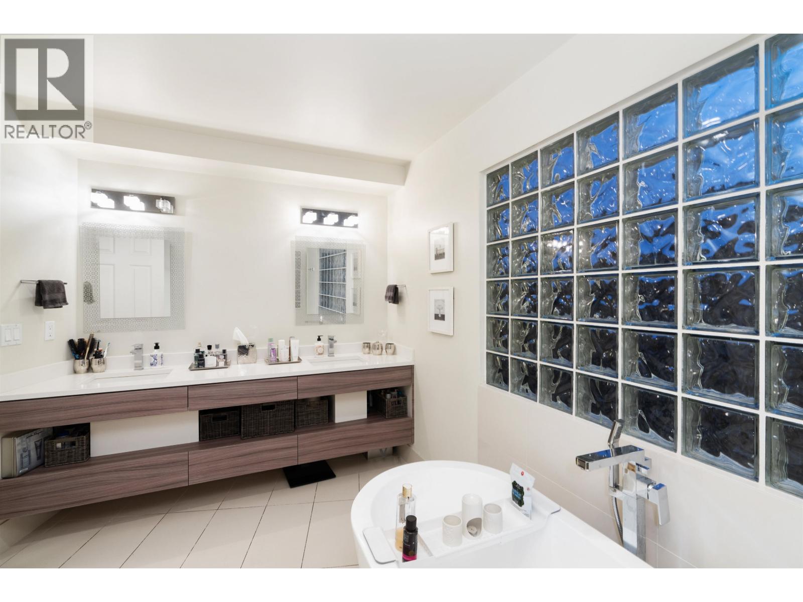1590 Tyrol Court, West Vancouver, British Columbia  V7S 3G5 - Photo 11 - R3143058