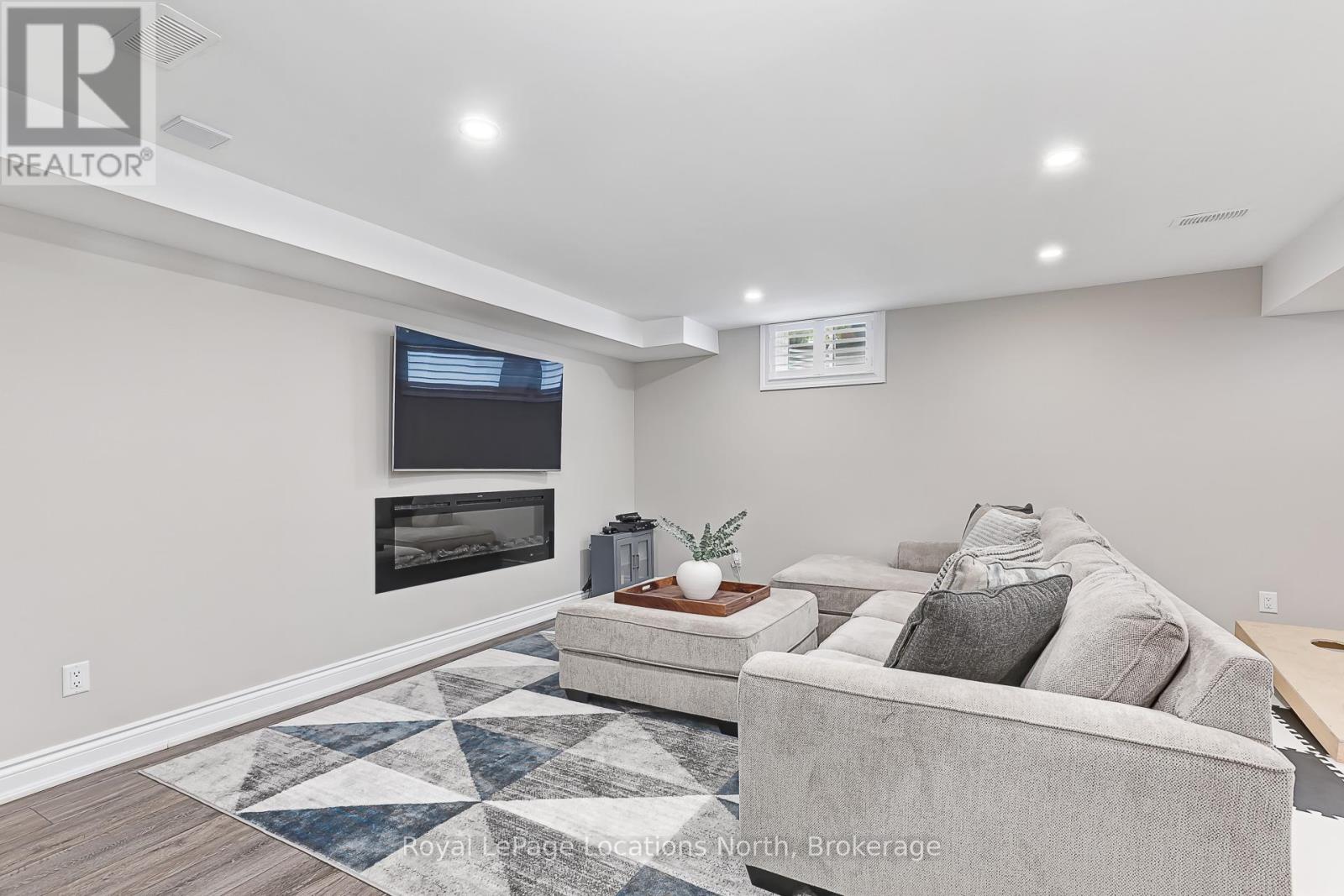 11 North Pine Street, Collingwood, Ontario  L9Y 5L6 - Photo 42 - S13529230