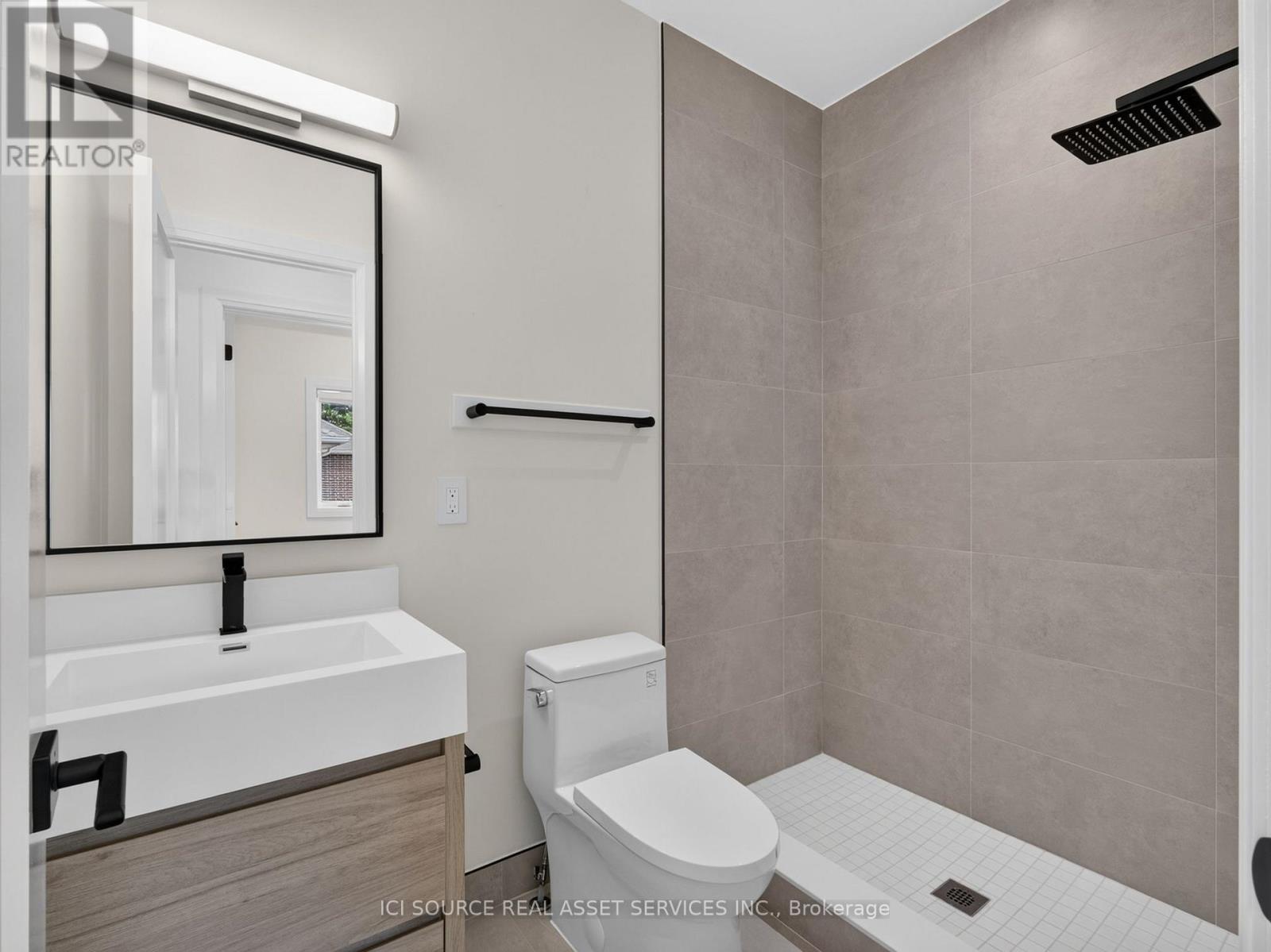 Unit 4 - 28 Norcross Road, Toronto, Ontario M3H 2R4 - Photo 24 - C13529198