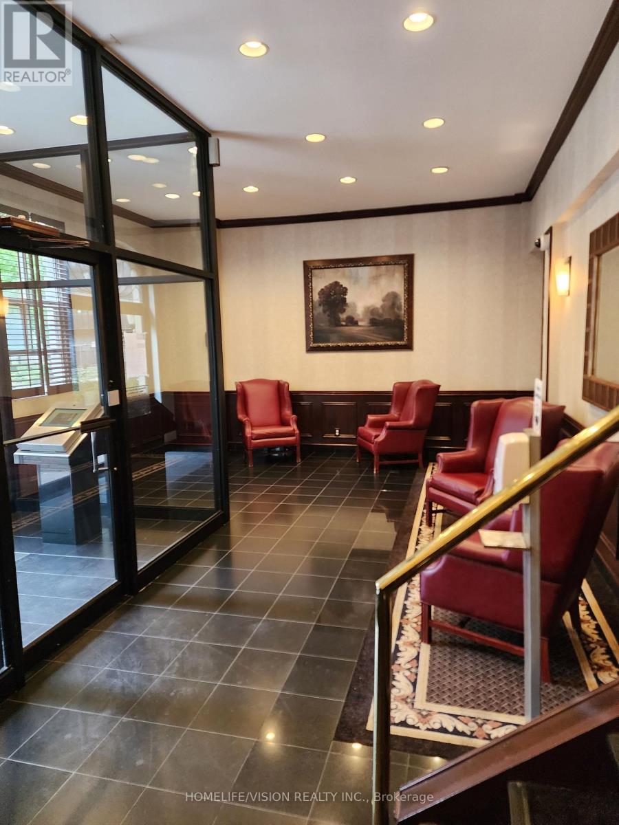 211 - 88 Charles Street E, Toronto, Ontario M4Y 2W7 - Photo 2 - C13529256