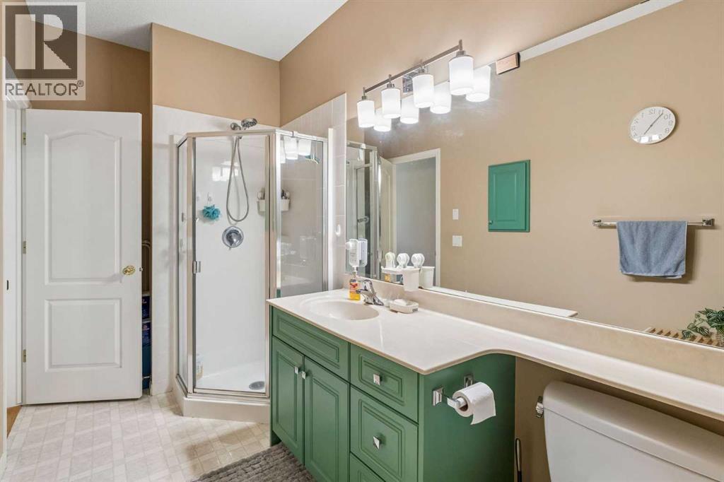120 Scimitar Heath NW, Calgary, Alberta  T3L 2E1 - Photo 18 - A2325355
