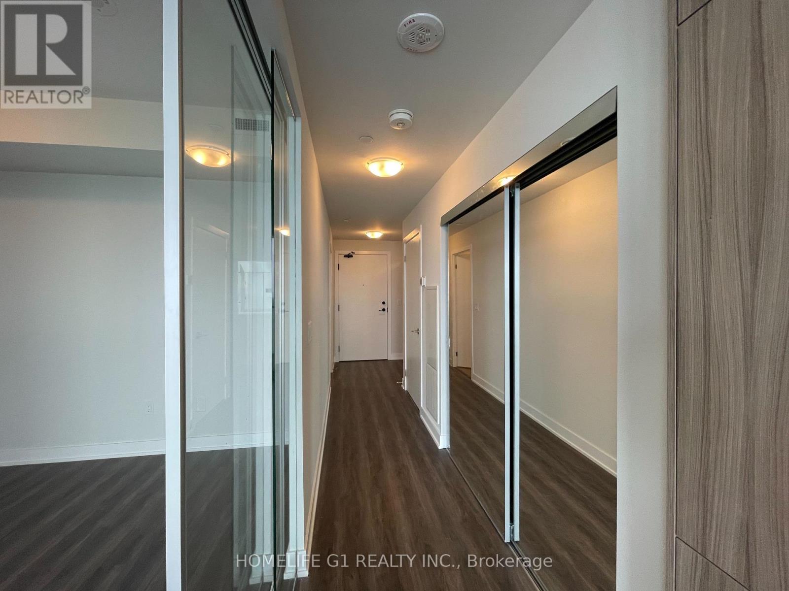 4504 - 430 Square One Drive, Mississauga, Ontario  L5B 0L6 - Photo 6 - W13529190