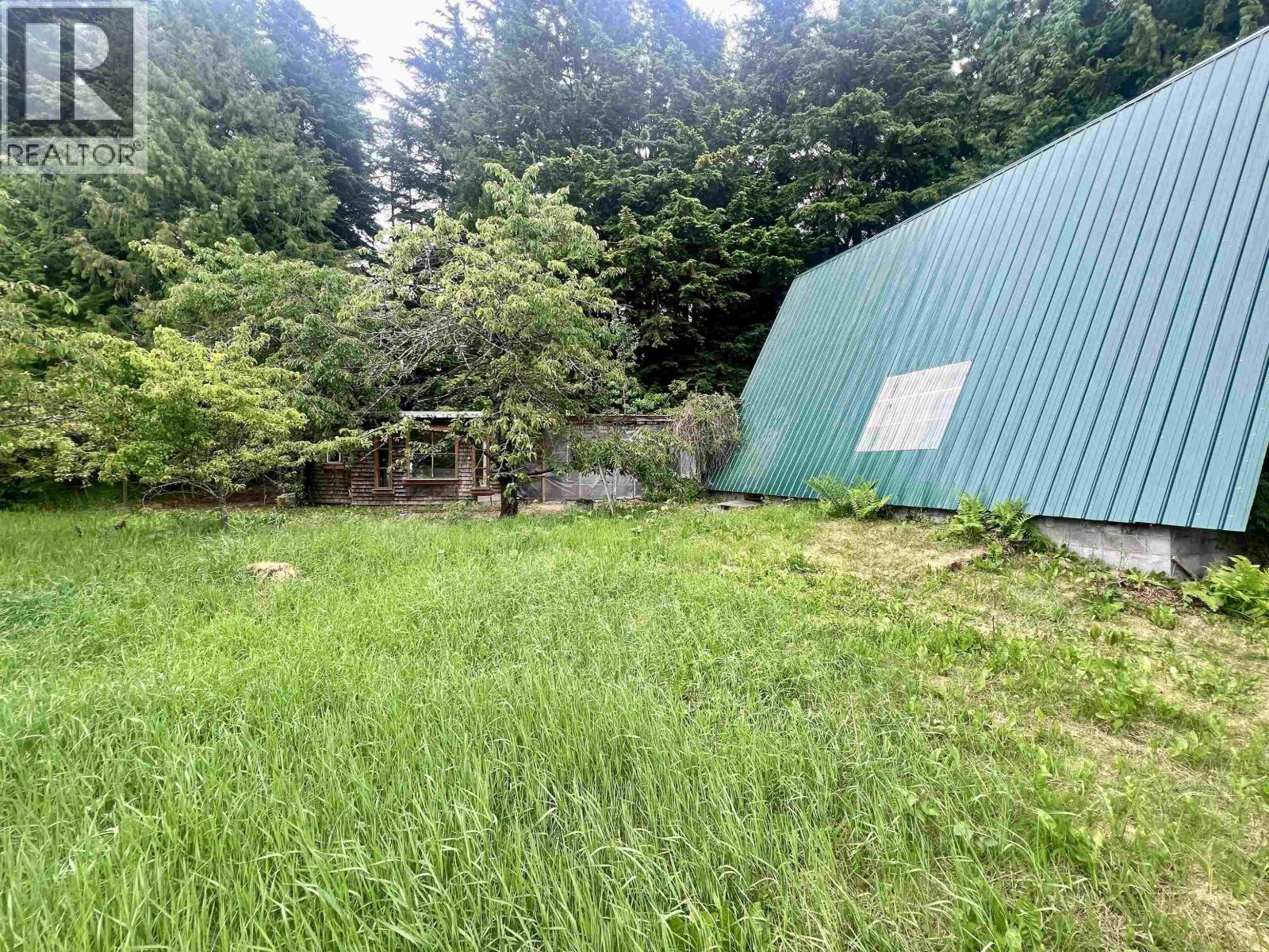 3940 Dobbie Street, Thornhill, British Columbia  V8G 3M7 - Photo 3 - R3143102