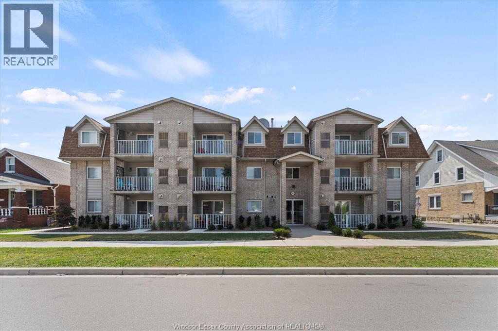 1323 LANGLOIS Unit# 205, Windsor, Ontario