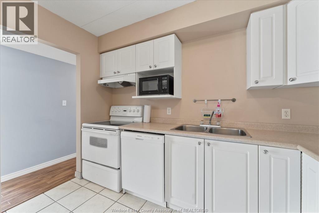 1323 Langlois Unit# 205, Windsor, Ontario  N8X 4L8 - Photo 14 - 26016096