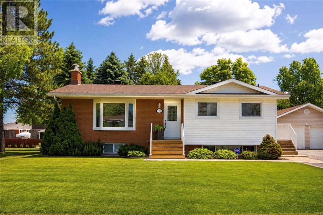 1181 St. Anthony Street, Hanmer, Ontario  P3P 1B5 - Photo 2 - 2128988