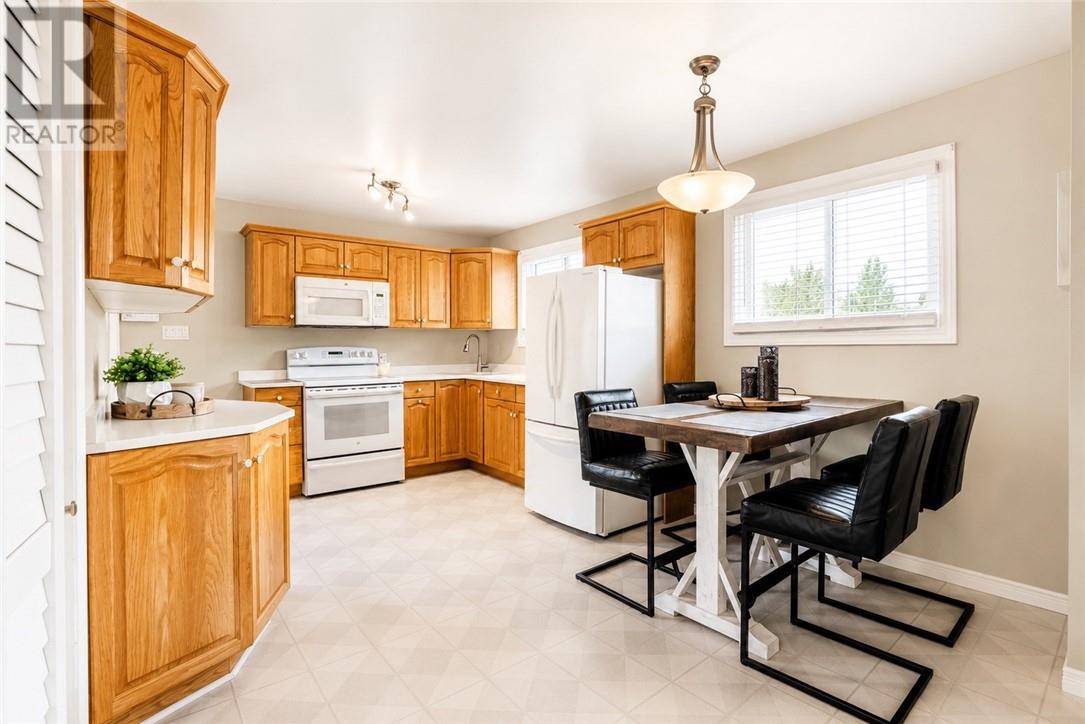 1181 St. Anthony Street, Hanmer, Ontario  P3P 1B5 - Photo 6 - 2128988