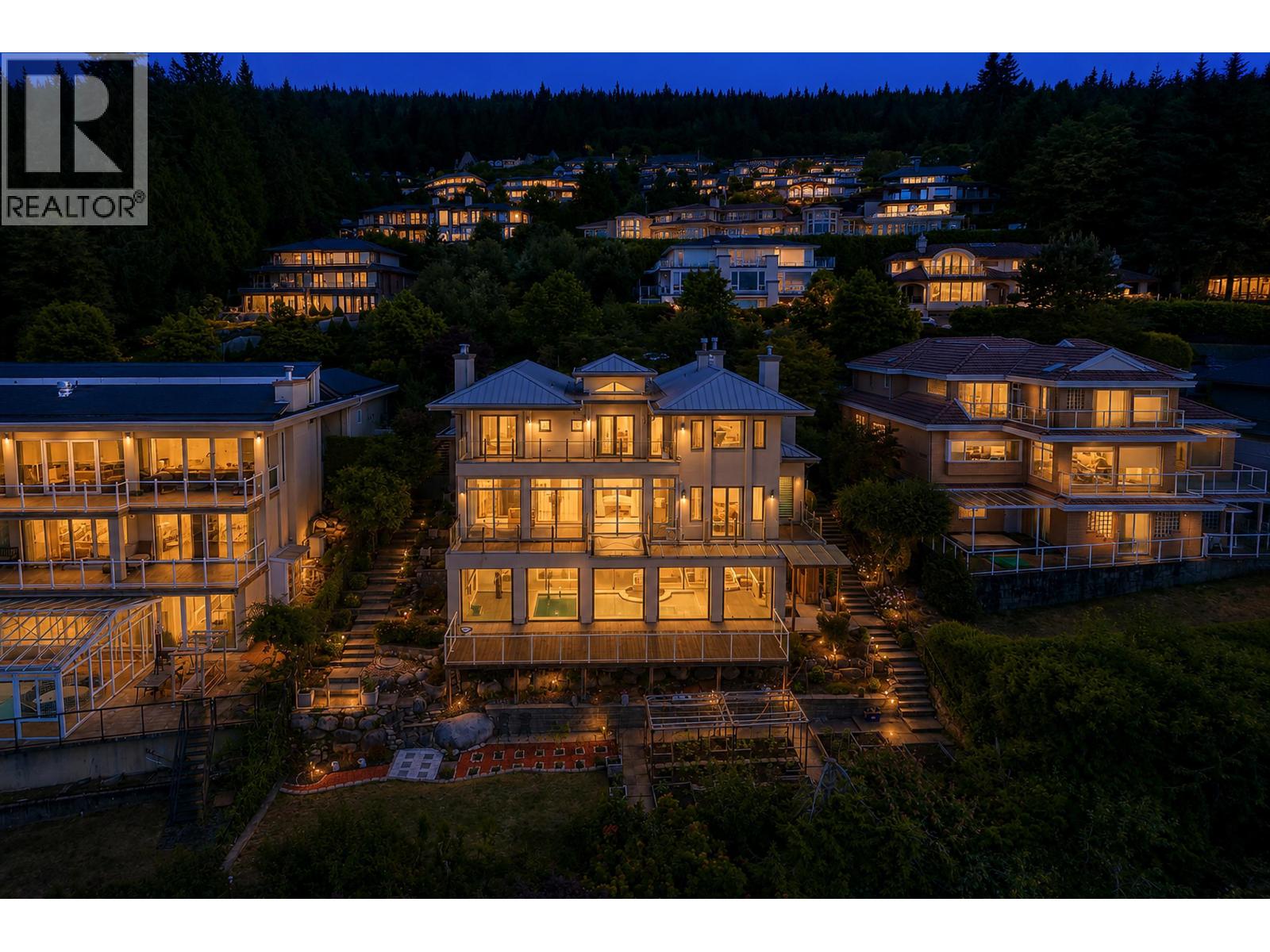 1572 Chippendale Court, West Vancouver, British Columbia  V7S 3G6 - Photo 5 - R3142850