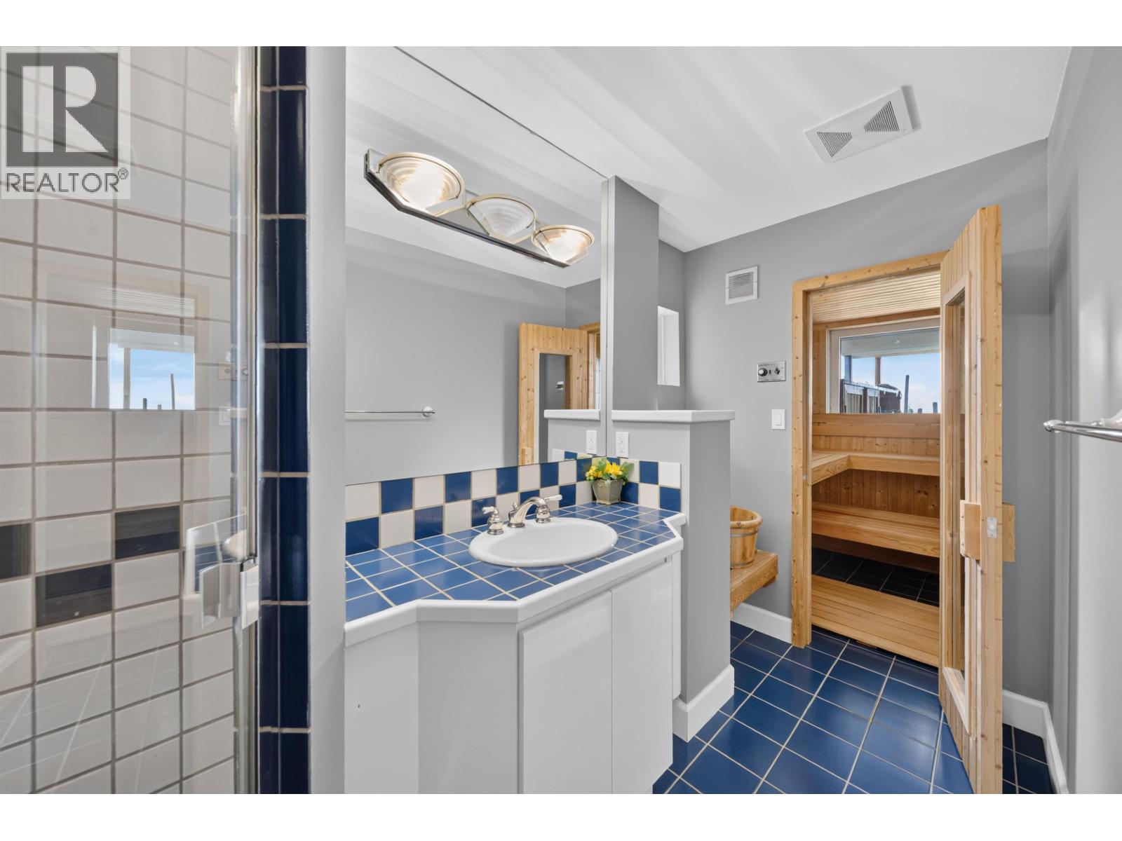 1572 Chippendale Court, West Vancouver, British Columbia  V7S 3G6 - Photo 36 - R3142850