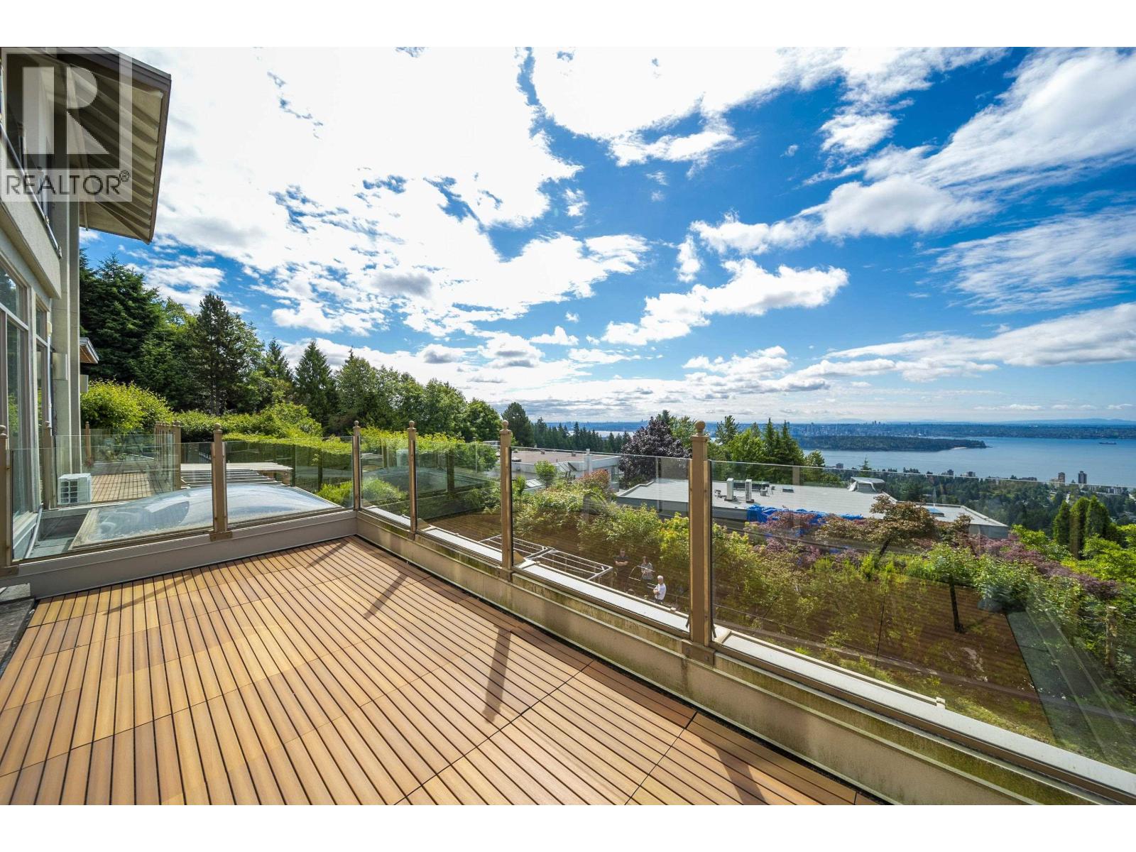 1572 Chippendale Court, West Vancouver, British Columbia  V7S 3G6 - Photo 38 - R3142850