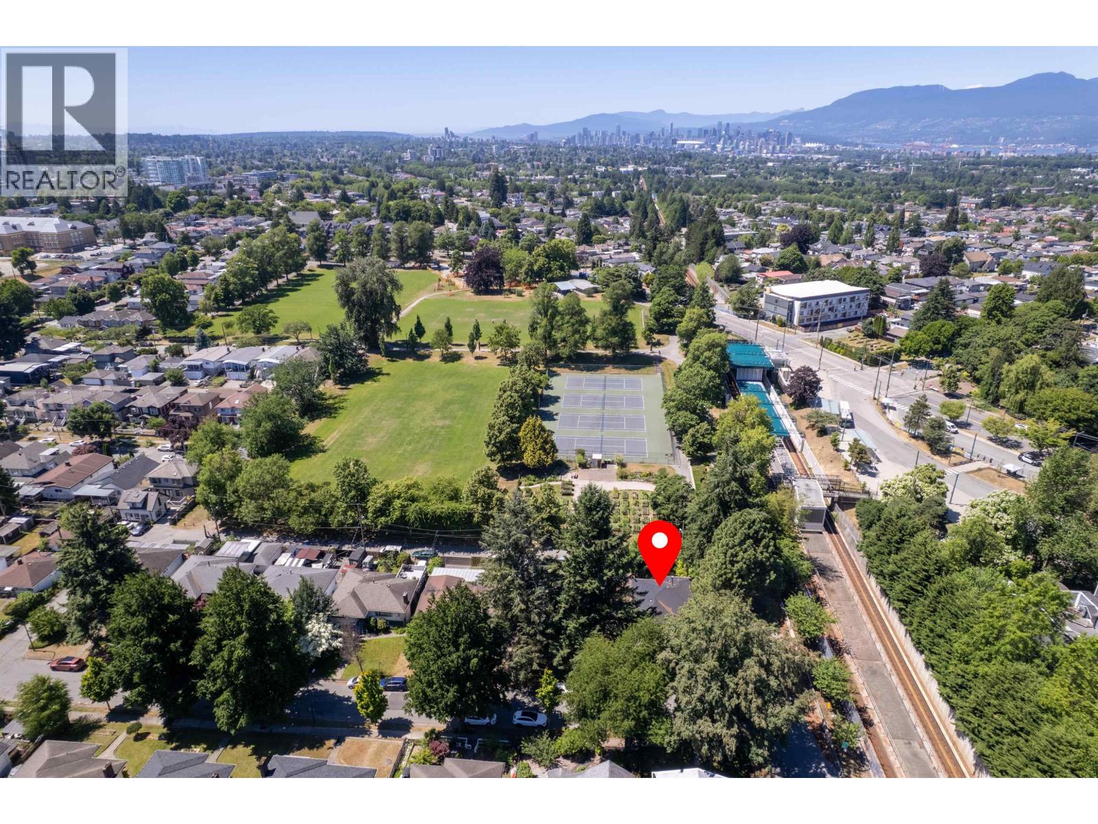 4507 TODD STREET, Vancouver, British Columbia