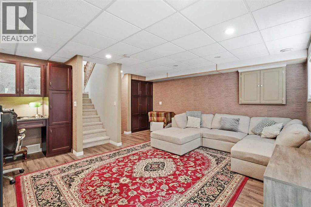 110 Bridlewood Avenue SW, Calgary, Alberta  T2Y 3T1 - Photo 18 - A2325446