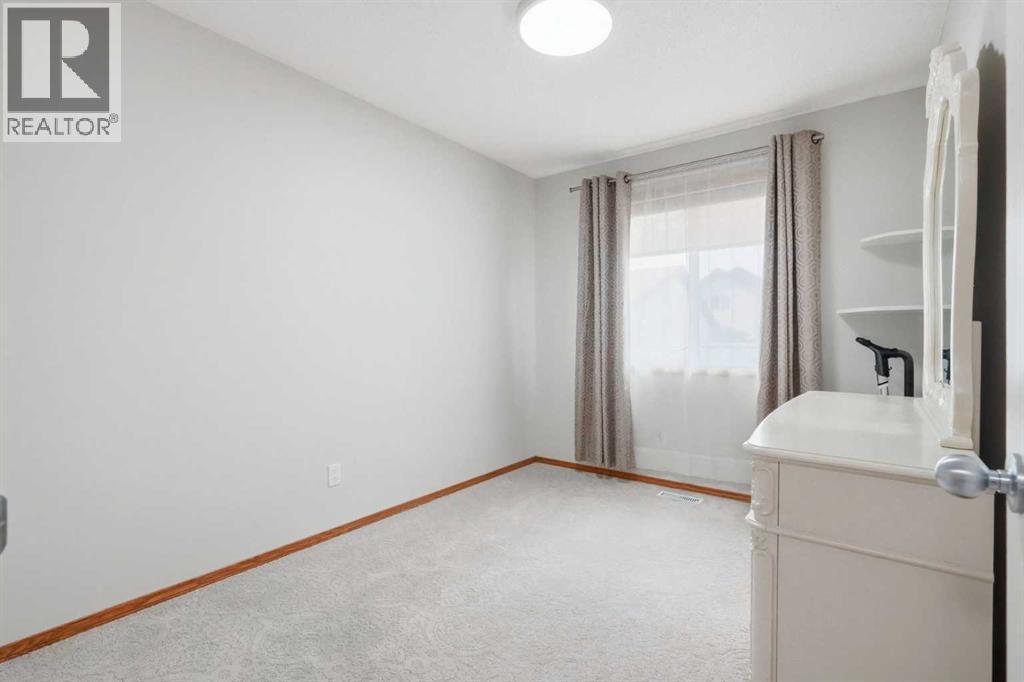 110 Bridlewood Avenue SW, Calgary, Alberta  T2Y 3T1 - Photo 12 - A2325446