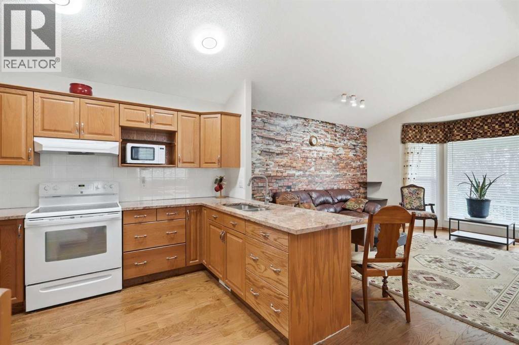 110 Bridlewood Avenue SW, Calgary, Alberta  T2Y 3T1 - Photo 8 - A2325446