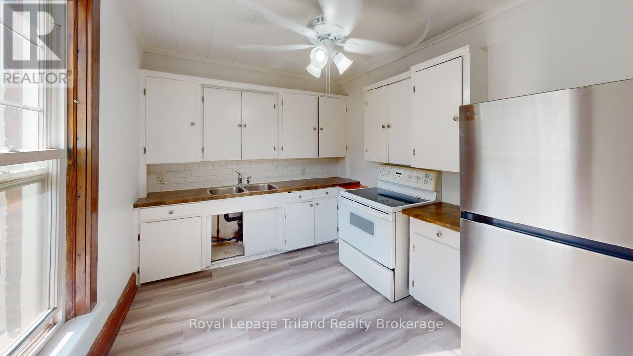 279 Vansittart Avenue, Woodstock, Ontario N4S 6G4 - Photo 17 - X13529490