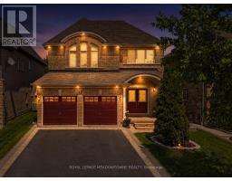 3 ST PHILIP COURT, Whitby, Ontario