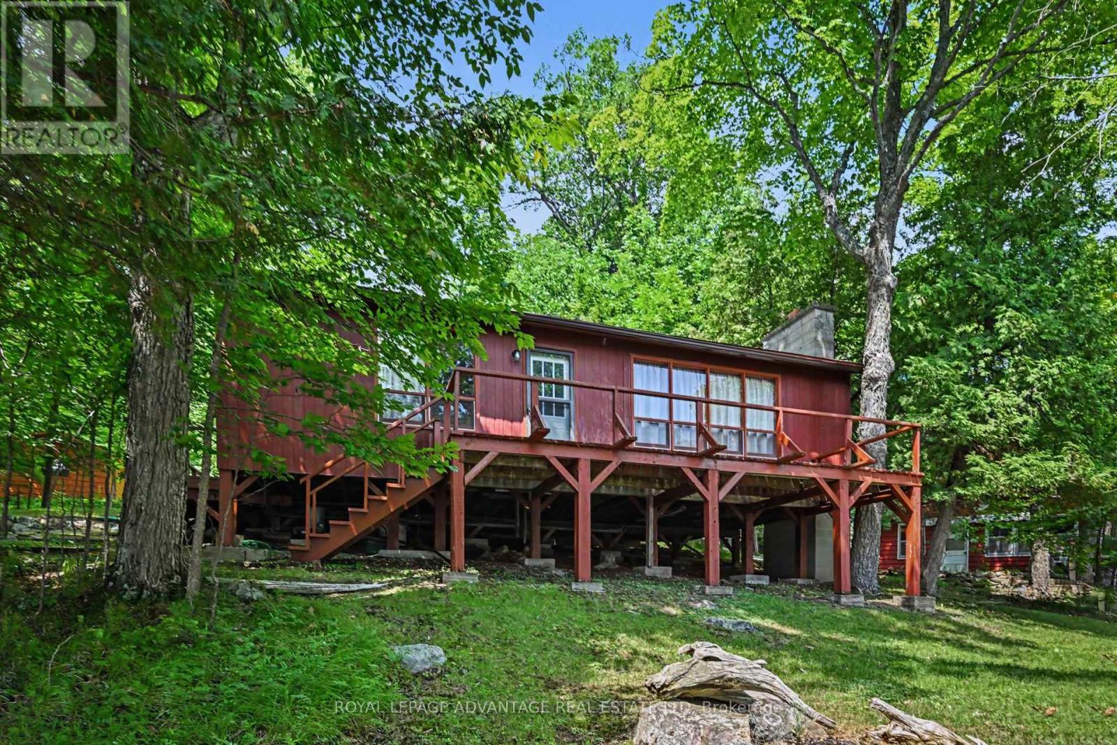 2067 Sugar Bush Hill Lane, Lanark Highlands, Ontario