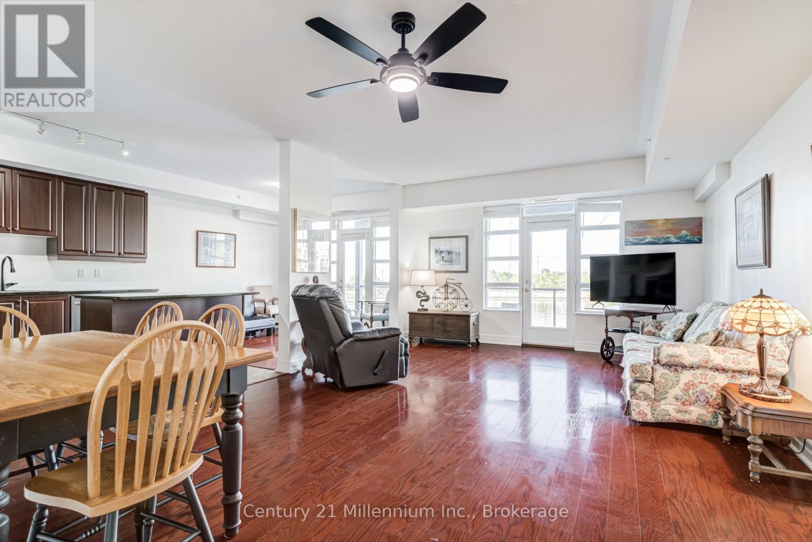 209 - 1 Shipyard Lane, Collingwood, Ontario  L9Y 0W2 - Photo 8 - S13529388