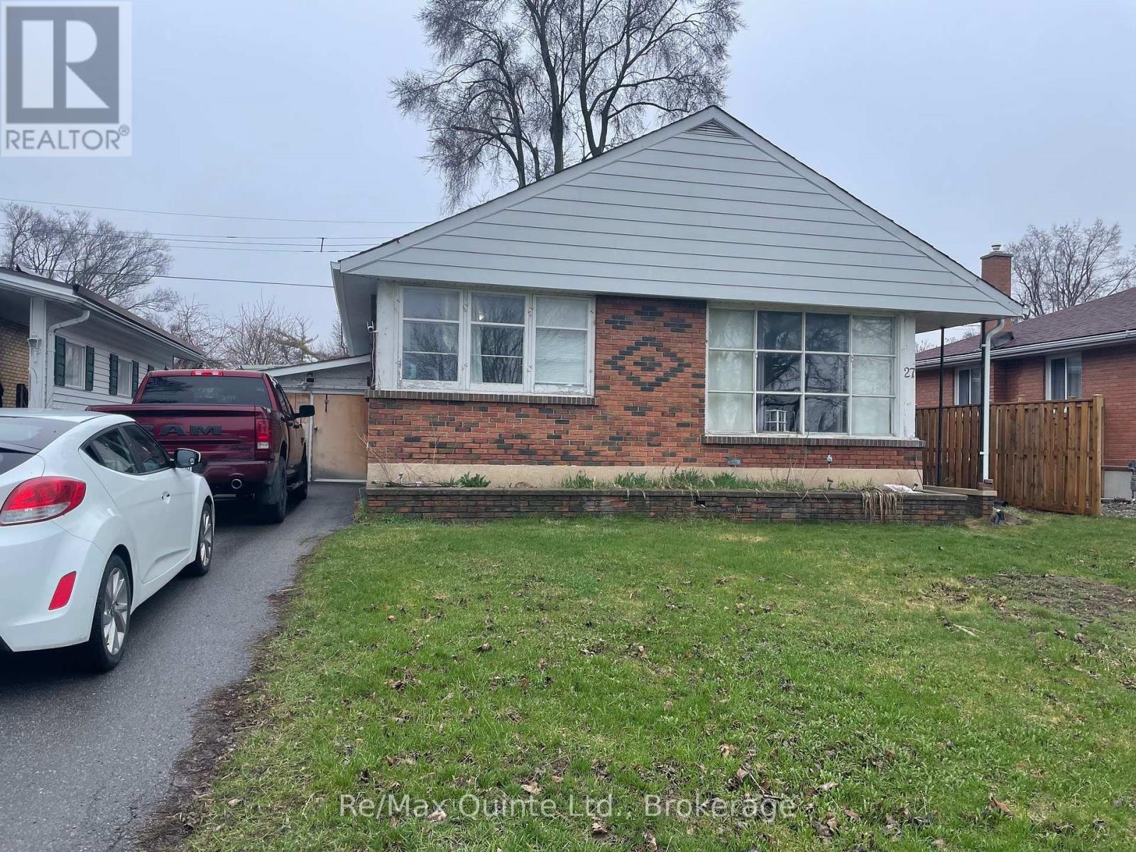 27 FIRST AVENUE, Quinte West, Ontario