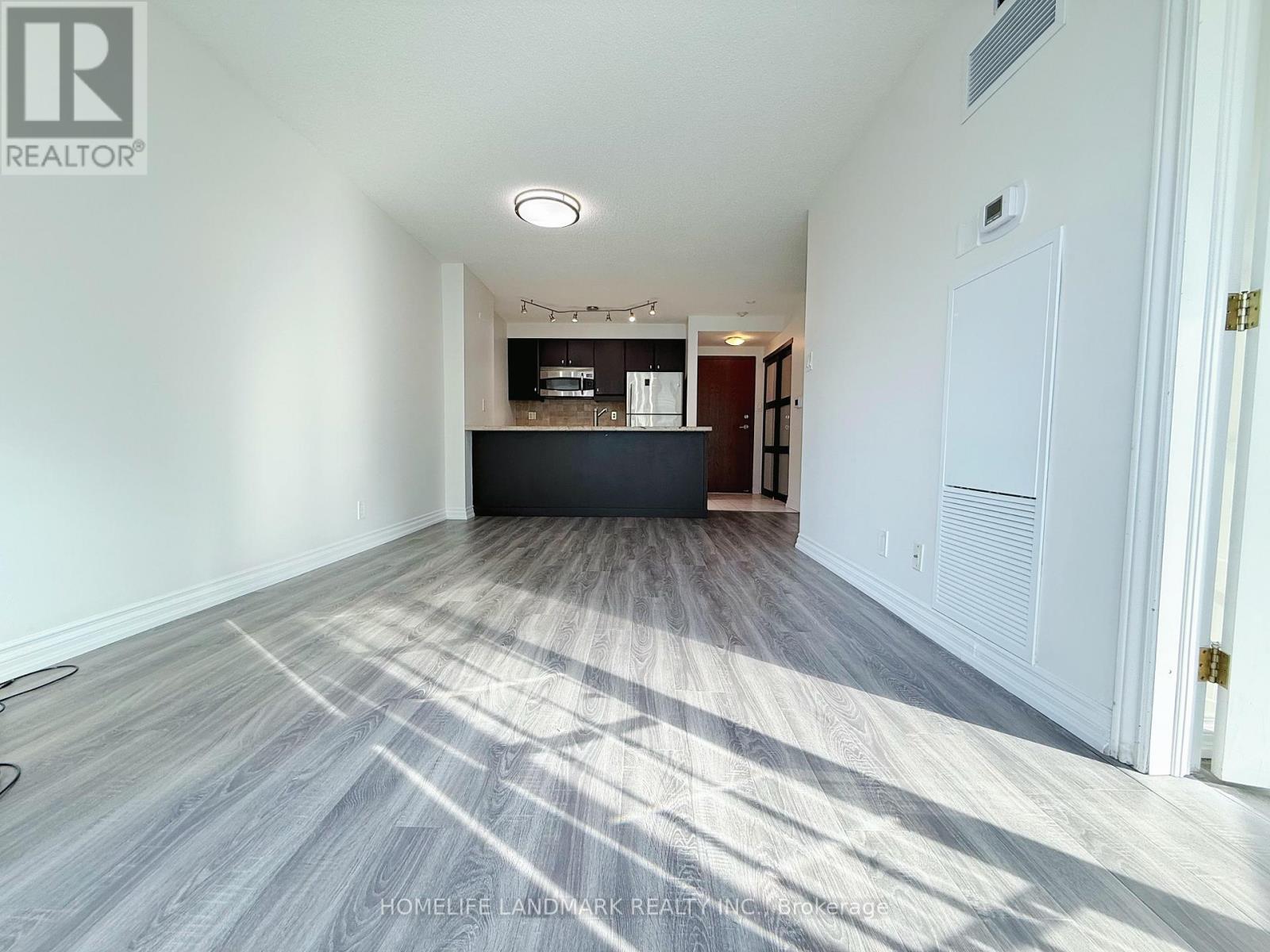 1804 - 10 Yonge Street, Toronto, Ontario  M5E 1R4 - Photo 2 - C13529368