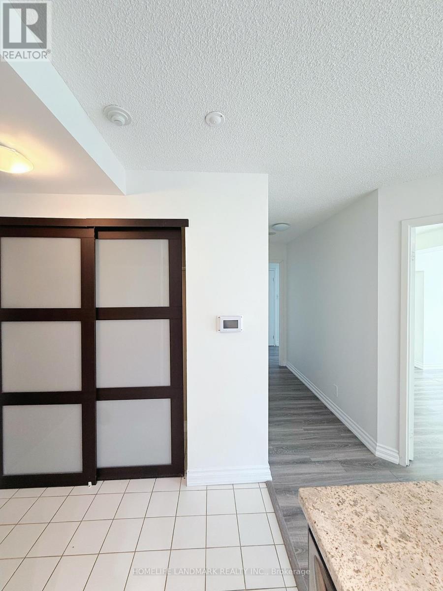 1804 - 10 Yonge Street, Toronto, Ontario  M5E 1R4 - Photo 6 - C13529368