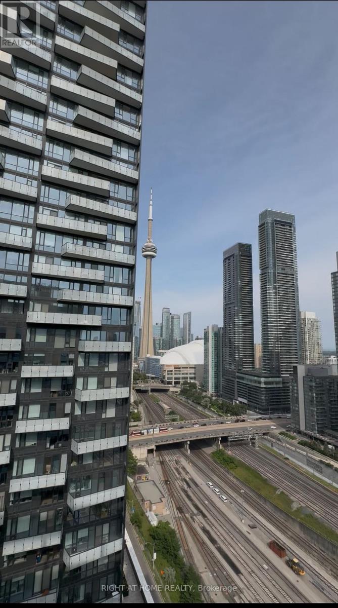 2013 - 480 Front Street W, Toronto, Ontario  M5V 0V6 - Photo 6 - C13529410