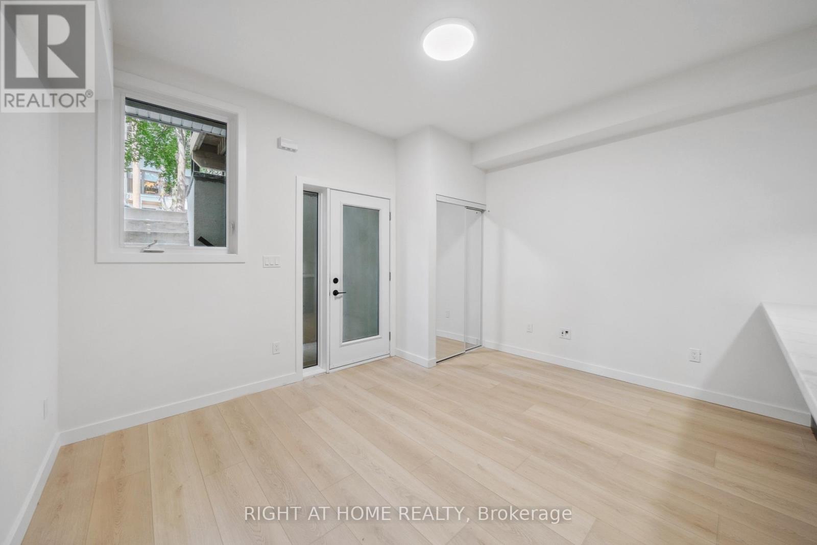 1 - 367 Howland Avenue, Toronto, Ontario  M5R 3C1 - Photo 2 - C13529444