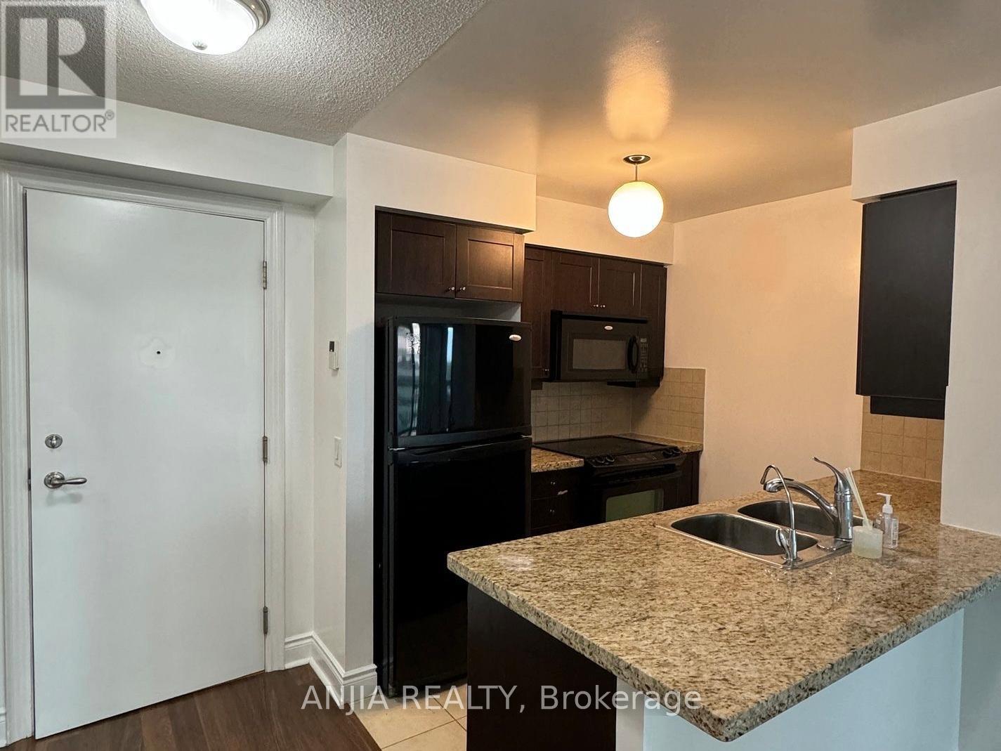 721 - 25 Greenview Avenue, Toronto, Ontario  M2M 1R2 - Photo 3 - C13529470