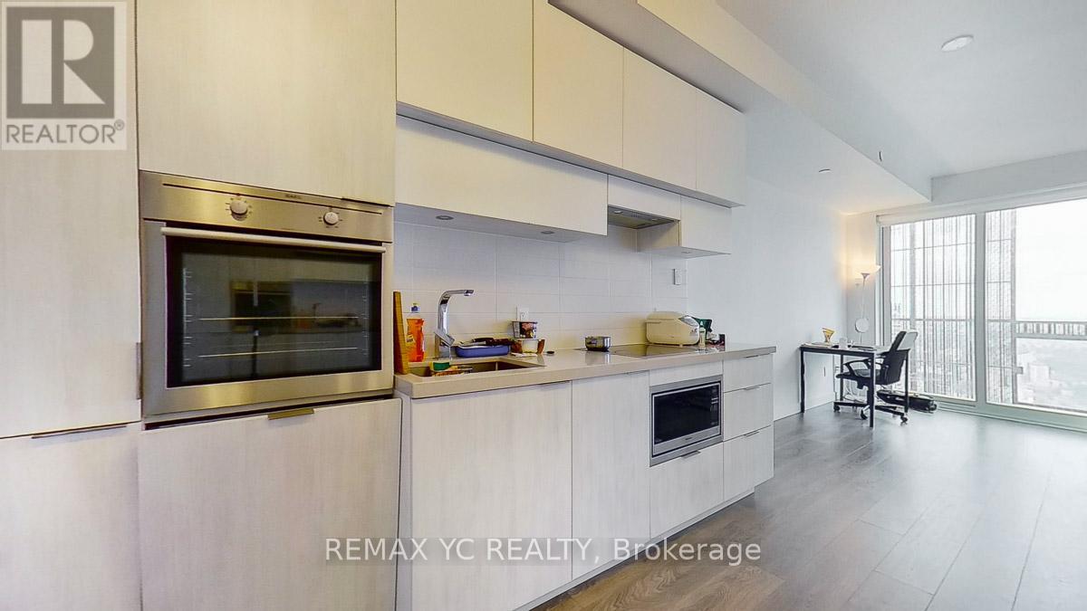 3810 - 8 Eglinton Avenue E, Toronto, Ontario  M4P 0C1 - Photo 2 - C13529492