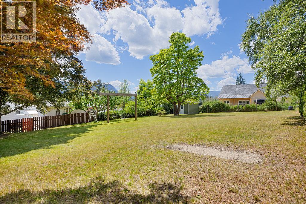 1731 36th Street, Salmon Arm, British Columbia  V1E 2Z2 - Photo 41 - 10393744