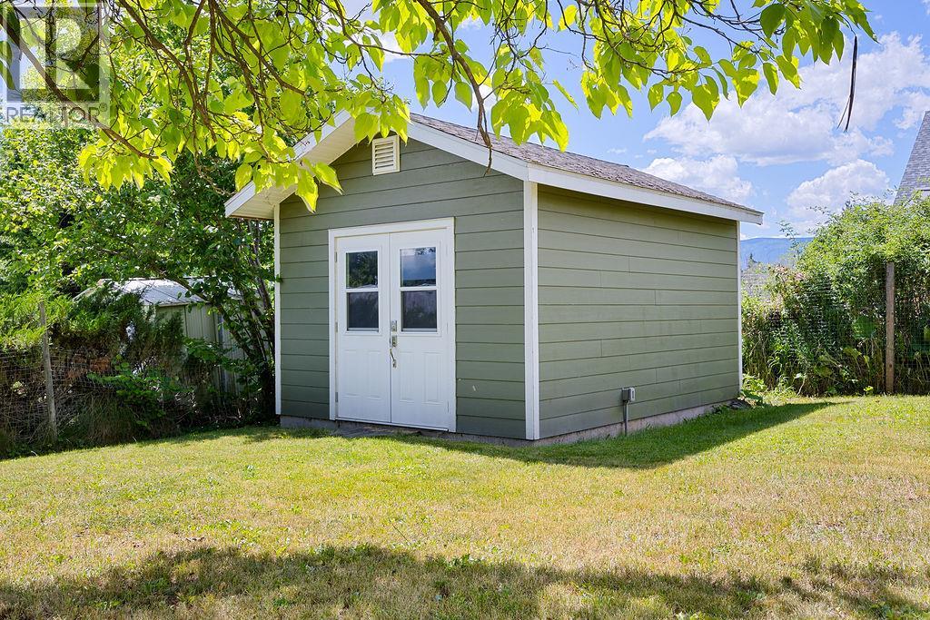 1731 36th Street, Salmon Arm, British Columbia  V1E 2Z2 - Photo 48 - 10393744