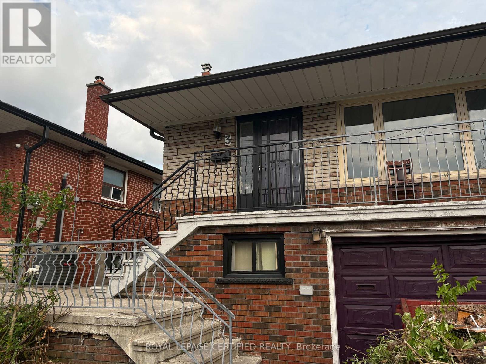 3 LAKELAND DRIVE, Toronto, Ontario