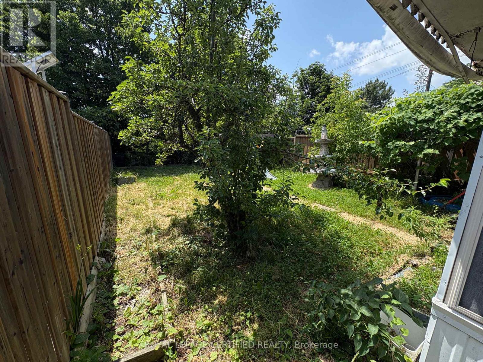 3 Lakeland Drive, Toronto, Ontario  M9V 1M8 - Photo 20 - W13529298