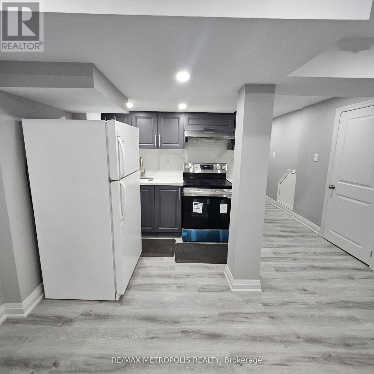 Bsmt - 294 Albright Road, Brampton, Ontario L6X 0J1 - Photo 3 - W13529418