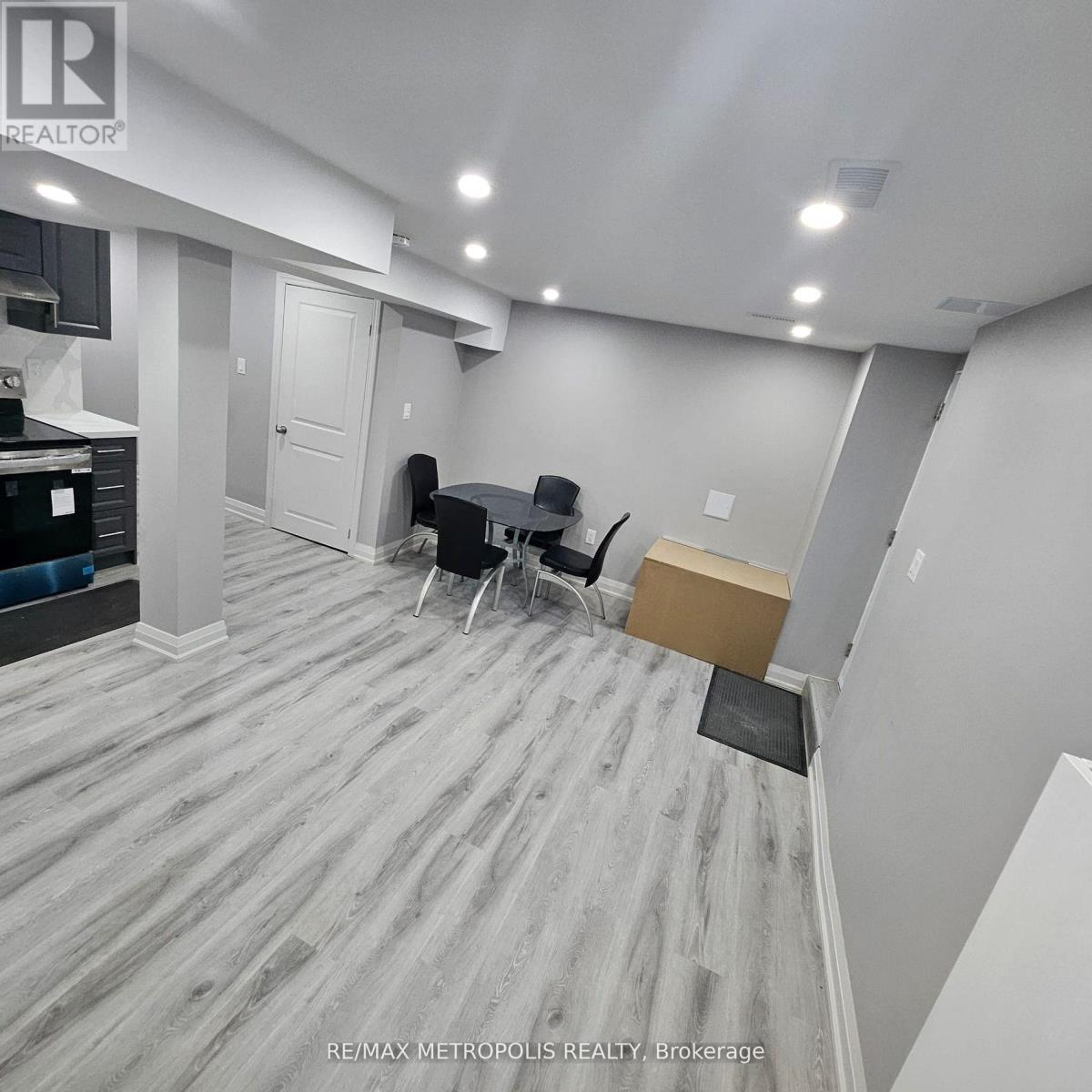 Bsmt - 294 Albright Road, Brampton, Ontario L6X 0J1 - Photo 5 - W13529418