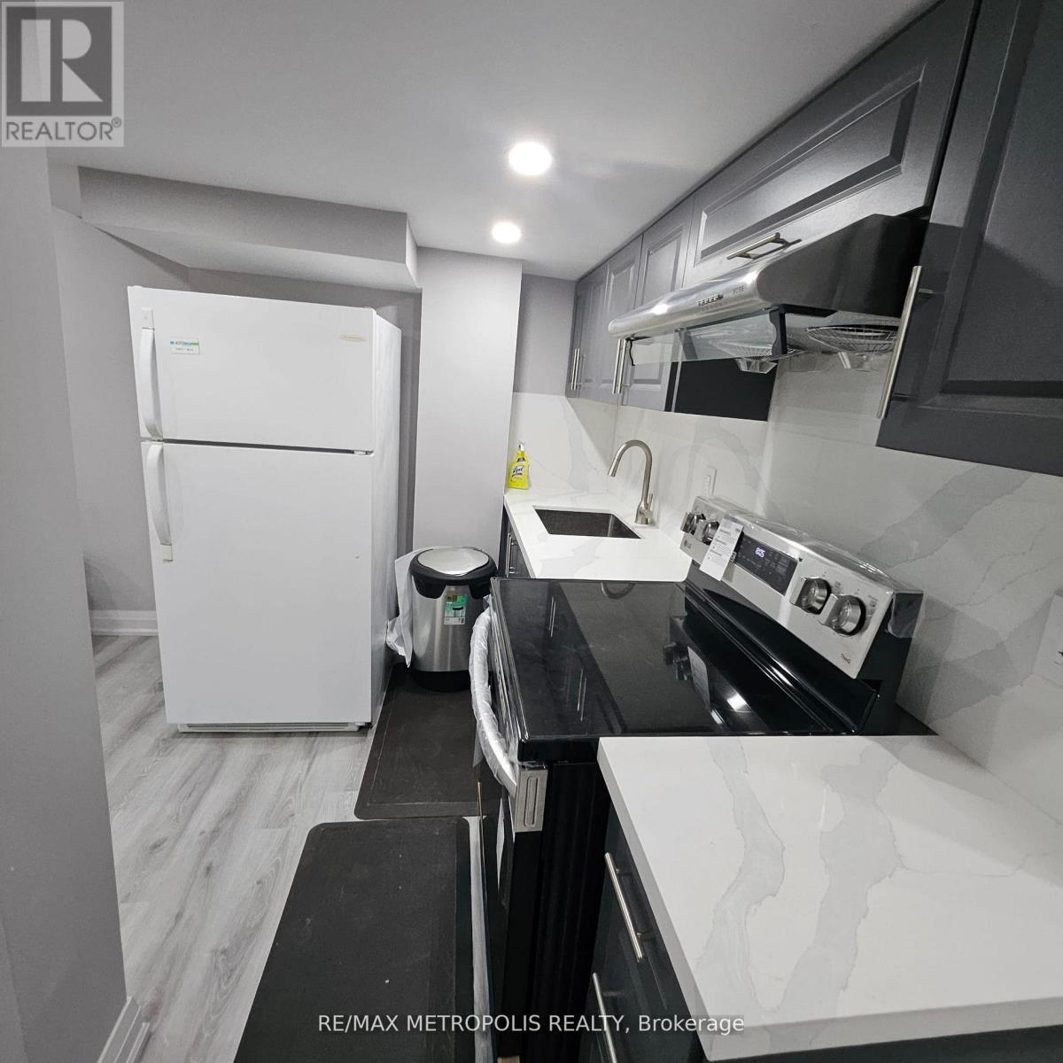 Bsmt - 294 Albright Road, Brampton, Ontario L6X 0J1 - Photo 6 - W13529418