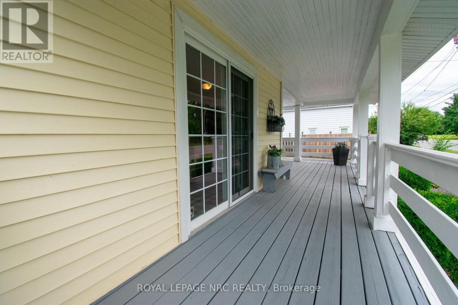 87 Lakeport Road N, St. Catharines, Ontario  L2N 4P9 - Photo 9 - X13525624