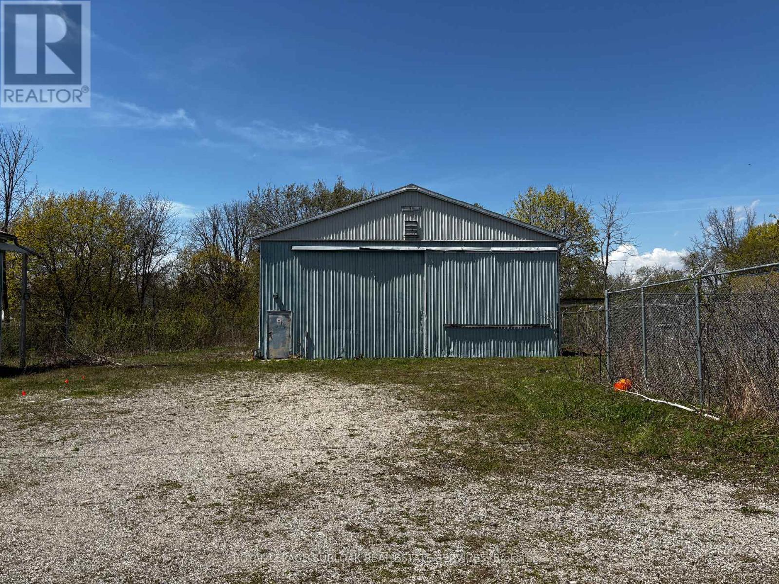 23 Petrolia Street, Guelph, Ontario N1H 2V7 - Photo 5 - X13529348