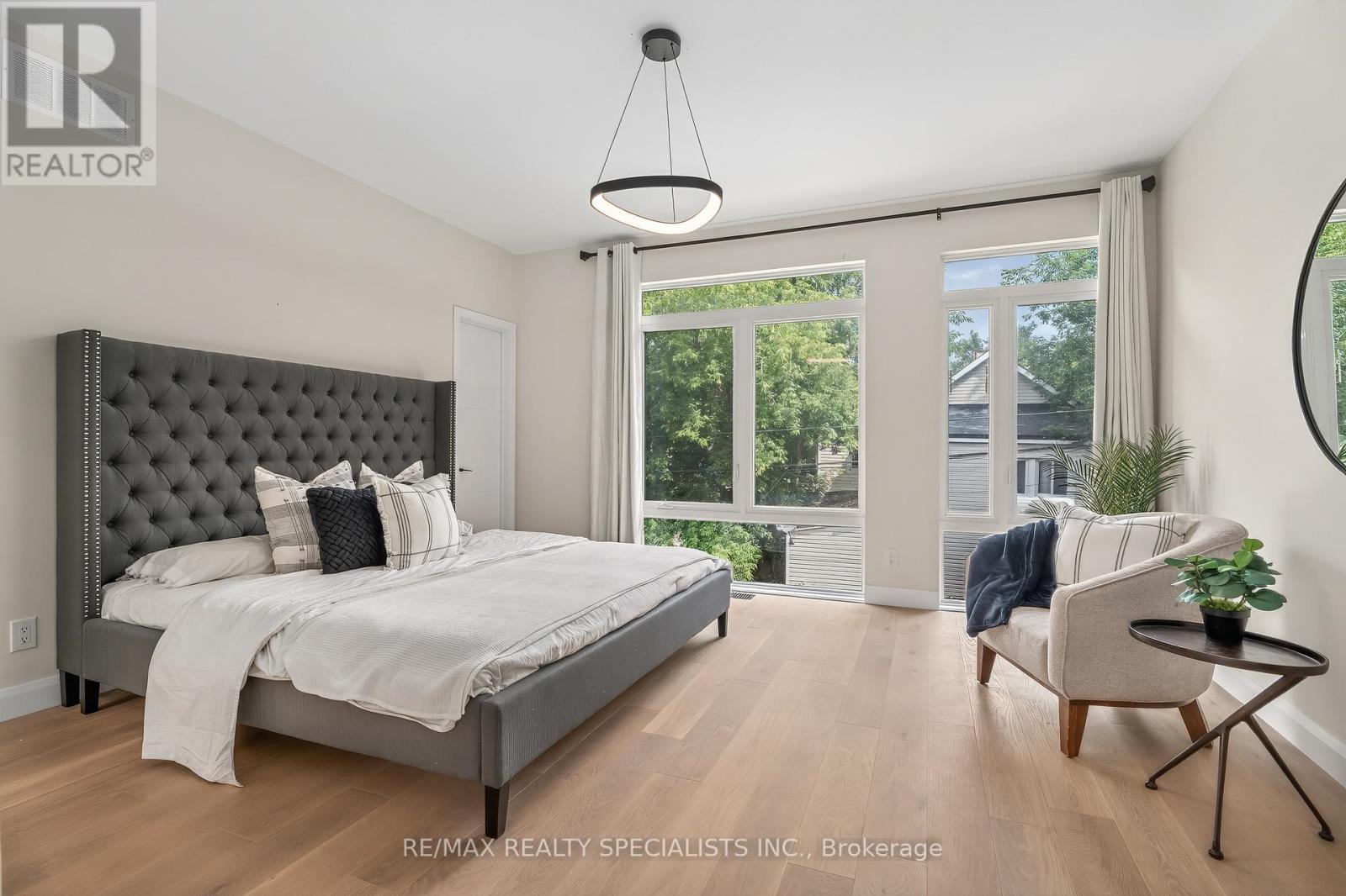 207 Montfort Street, Ottawa, Ontario  K1L 5P3 - Photo 12 - X13529364