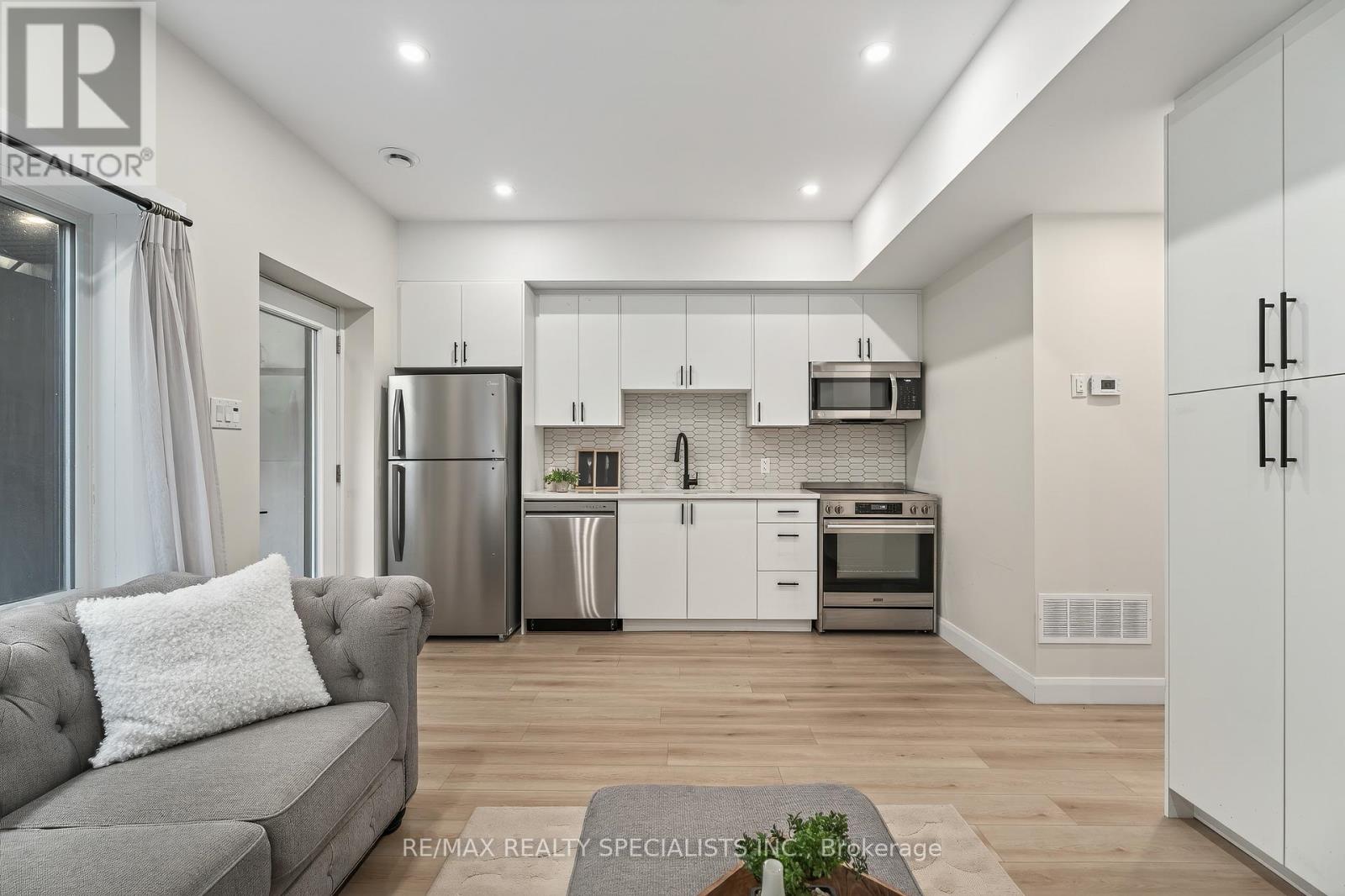 207 Montfort Street, Ottawa, Ontario  K1L 5P3 - Photo 21 - X13529364