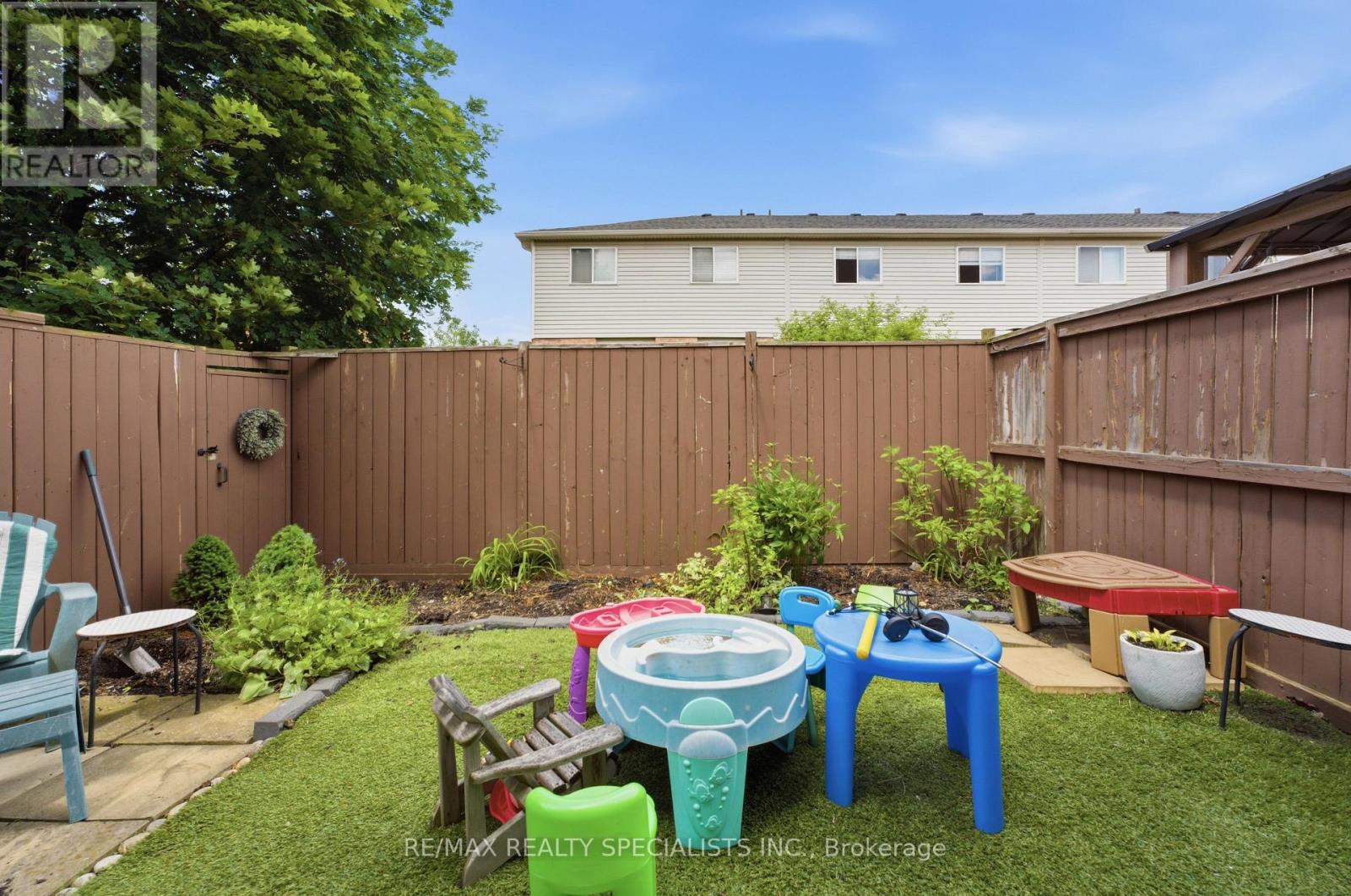 10 - 39 Pinewoods Drive, Hamilton, Ontario L8J 3Z4 - Photo 26 - X13529382