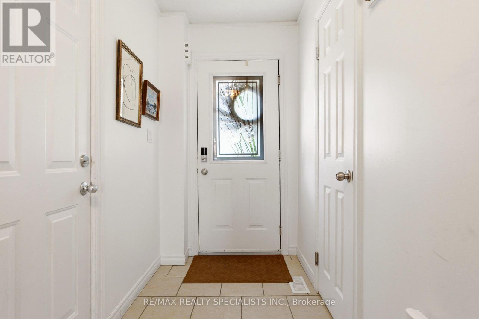 10 - 39 Pinewoods Drive, Hamilton, Ontario L8J 3Z4 - Photo 3 - X13529382