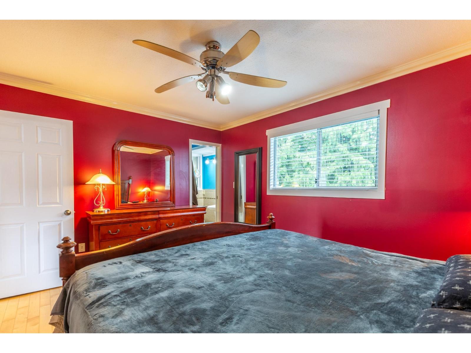 33039 Malahat Place, Abbotsford, British Columbia  V2S 7B8 - Photo 13 - R3142817