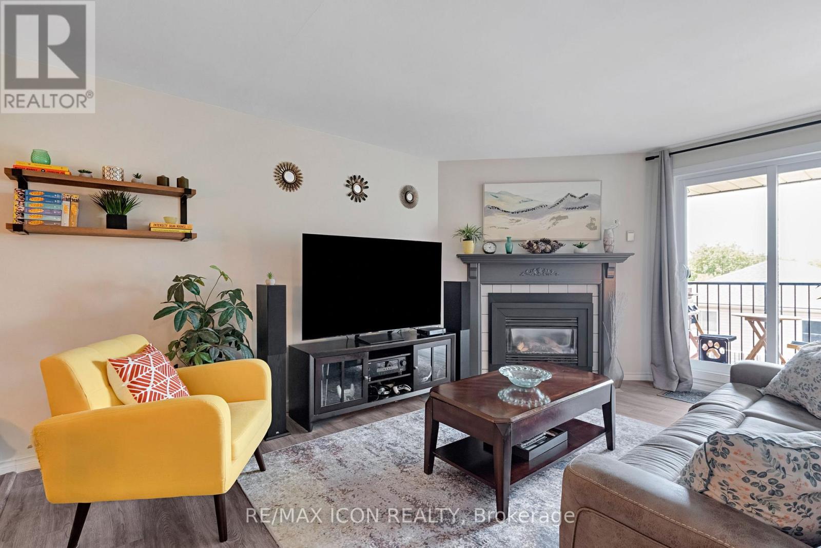 319 - 733 Deveron Crescent E, London South, Ontario  N5Z 4X7 - Photo 4 - X13529630