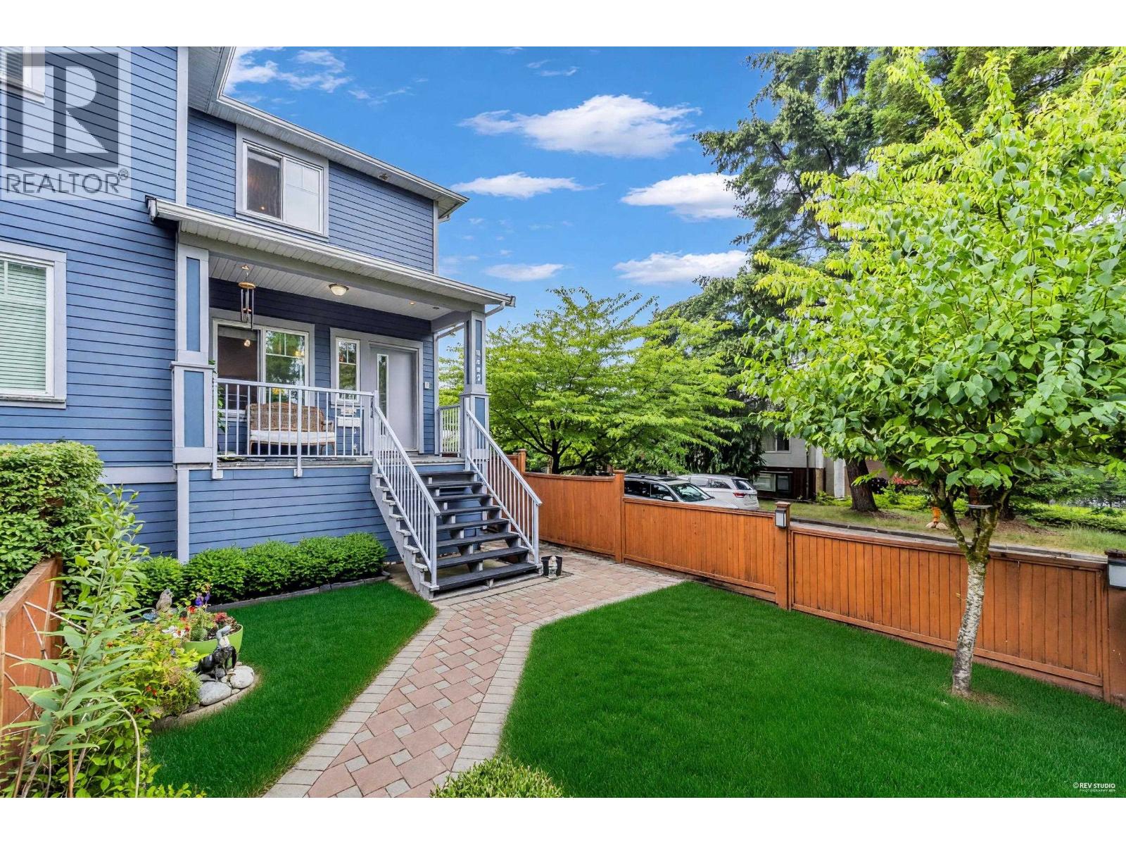 5603 Rhodes Street, Vancouver, British Columbia  V5R 3P2 - Photo 2 - R3142500