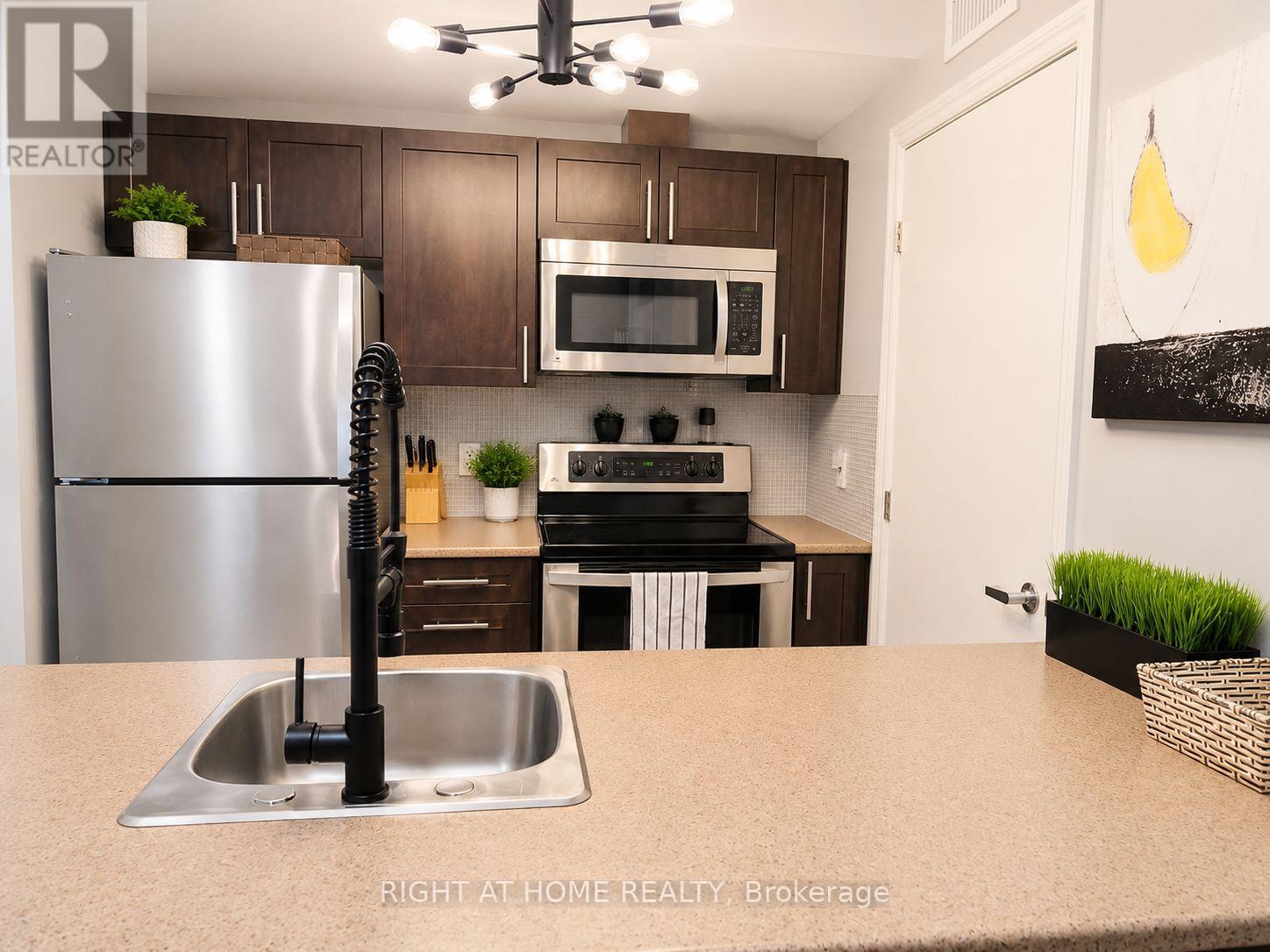 204 - 234 Rideau Street, Ottawa, Ontario K1N 0A9 - Photo 4 - X13529520